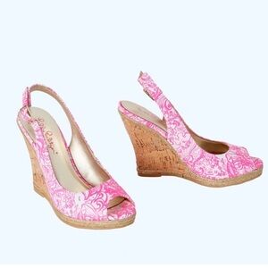 Brand new! Lilly Pulitzer Krisie Wedge Bunny Hop Pink & White size 7